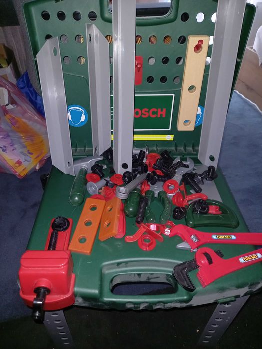 Детска работна маса  Bosch