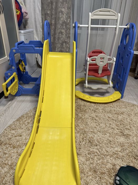Детский комплекс , горка и качеля