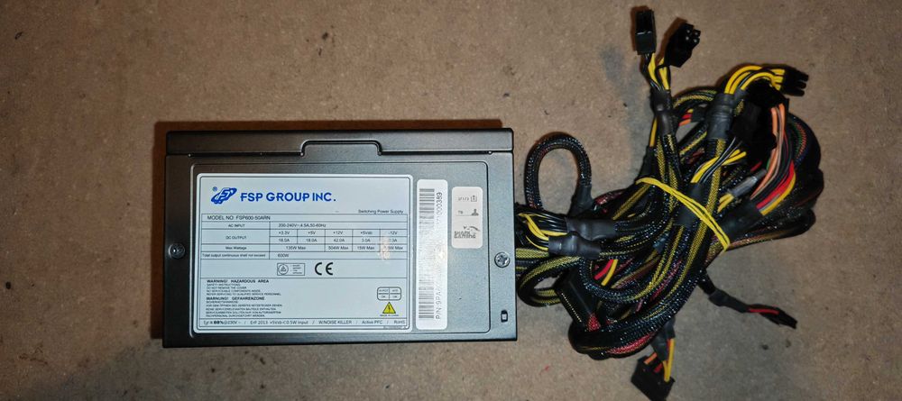Sursa alimentare pc Fsp Group 600W pentru pc