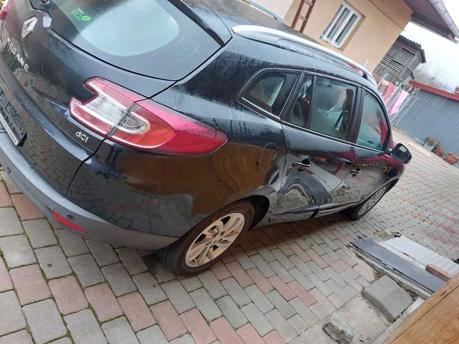 RENAULT Megane