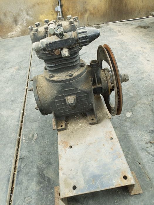 Продам Компрессор