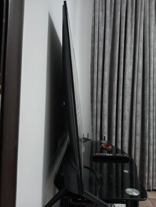Продам телевизор LG