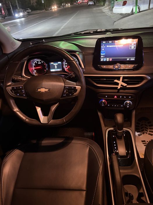 Tracker Primier 2023 full