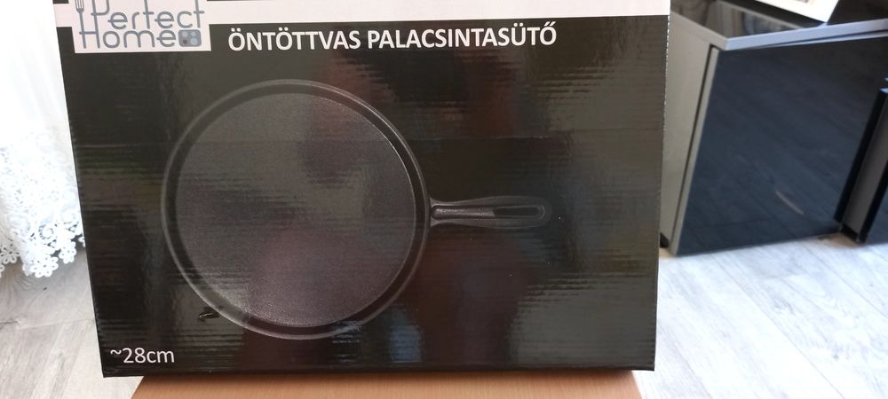 Tigaie fontă pură 28 cm pentru clătite Promo 79 Lei