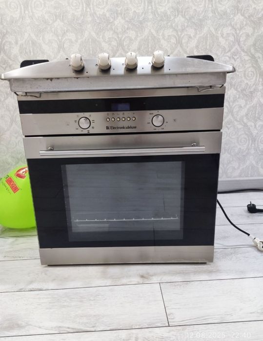 Продам духовой шкаф с газплитой