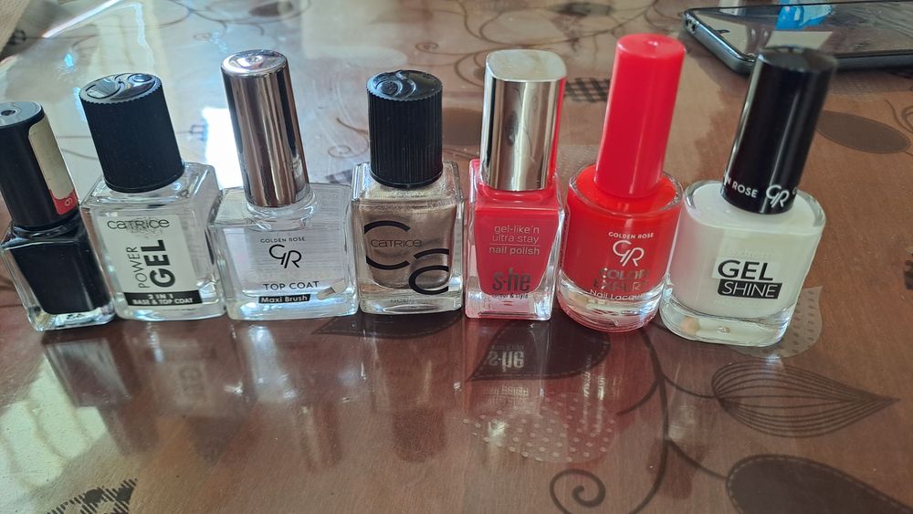 Гел лакове и щипки,Коса