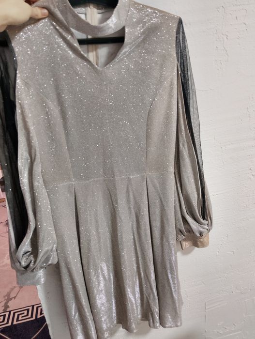 Продам платье женское