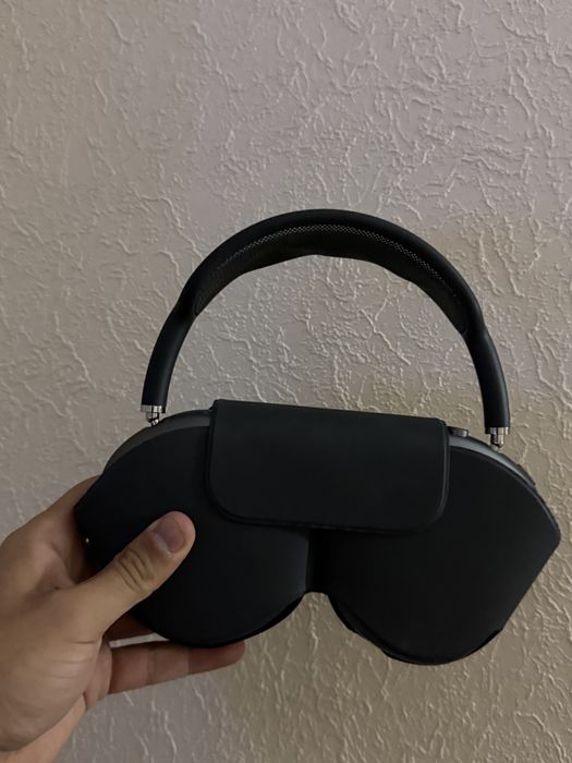 Продаются AirPods Max