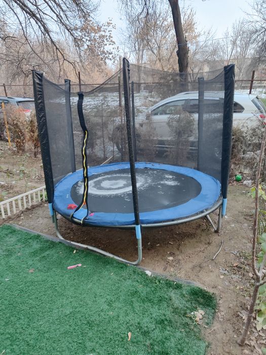 Батут почти новый