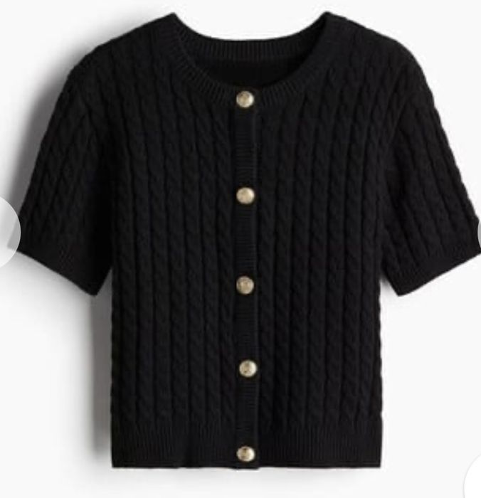 Нова жилетка , нова блуза с камъни   ХС и С размер