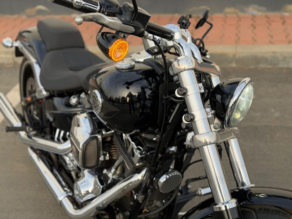 Harley-Davidson Breakout