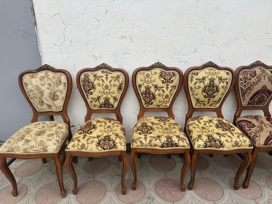 Продам стулья 6 штук