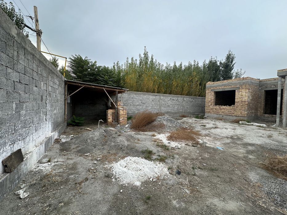 Ховли уй сотилади 10 сотих