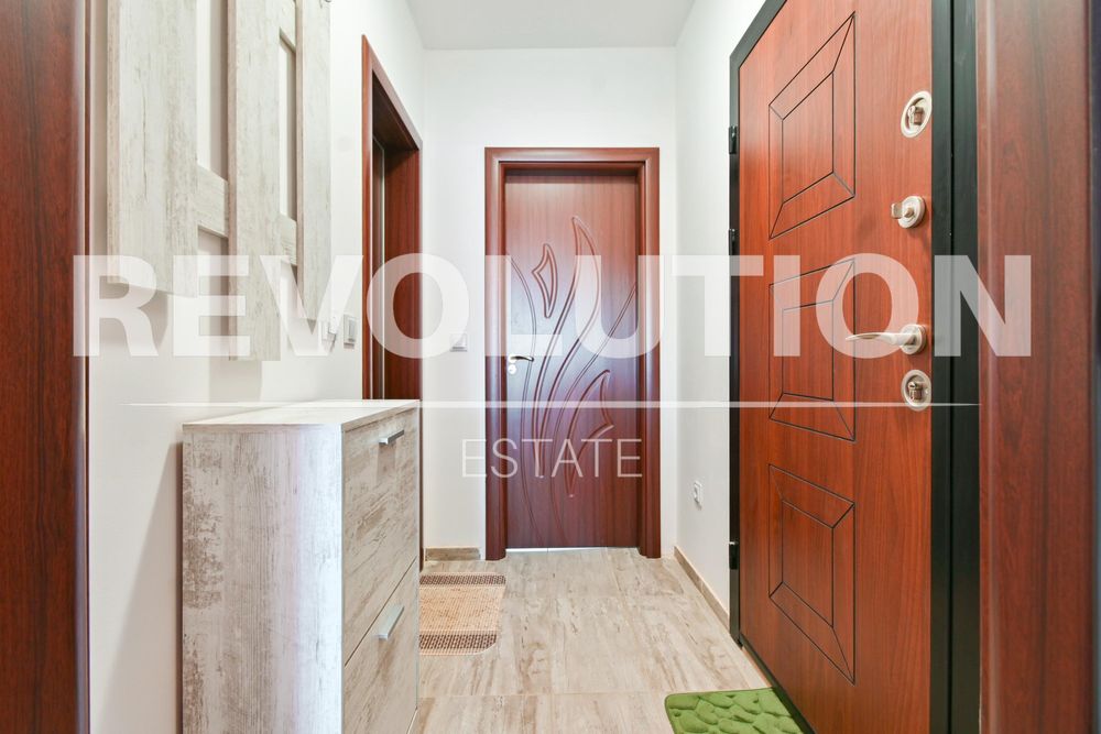 Продава се Двустаен апартамент в София, Люлин 9 - 66 кв.м за 1615 €/кв.м - Снимка #11