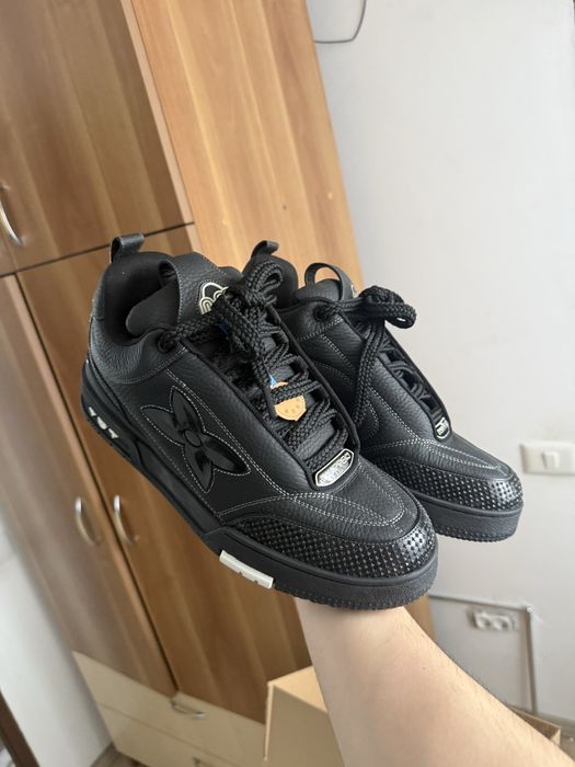 Adidasi Louis Vuitton LD negru marimea 44