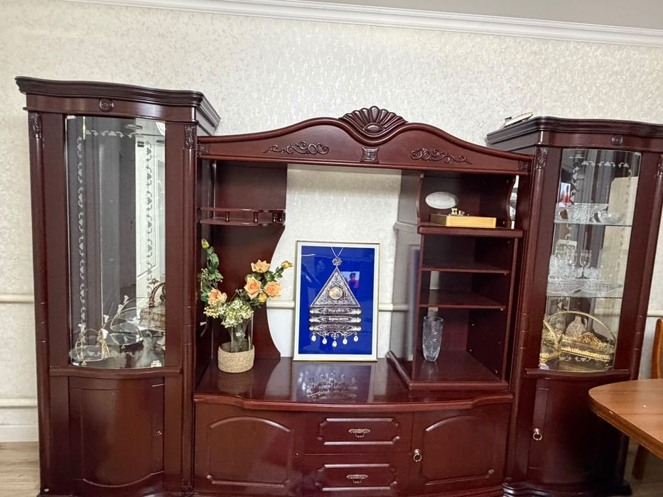 Горка для гостиной