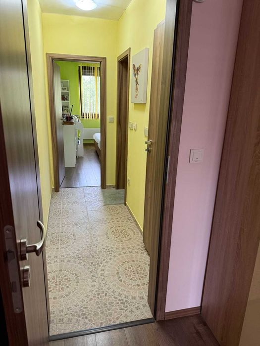 Дава се под наем Тристаен апартамент в София, Витоша - 85 кв.м за 841.5 € - Снимка #7