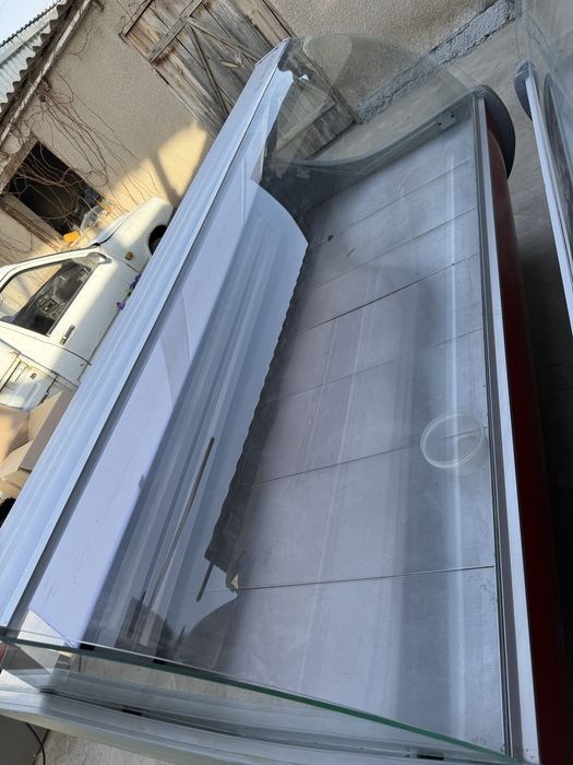 Витринные холодильники