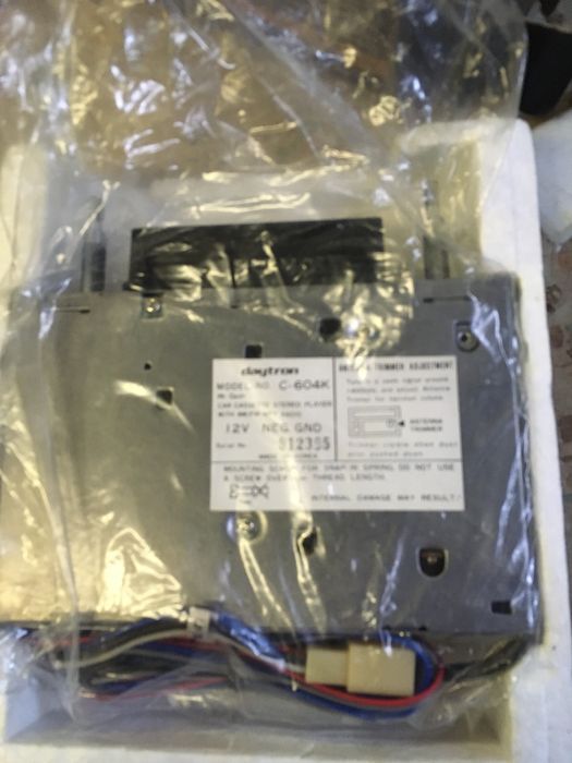 DAYTRON авто радио касетофон ретро чисто нов