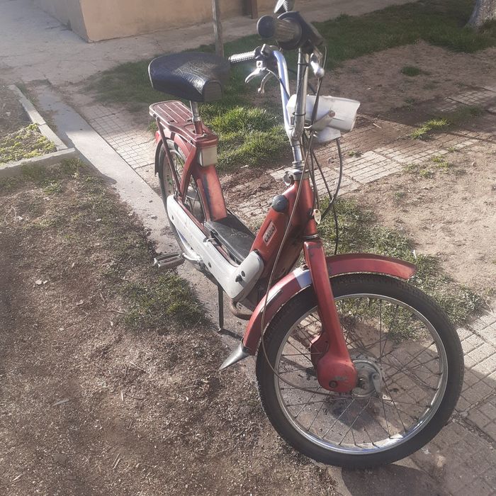 Продавам мотопед пиаджо чао