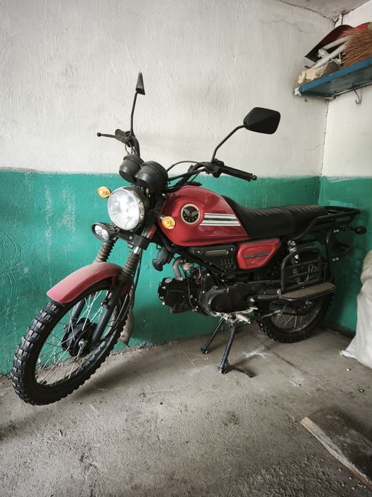 Продаеться мопед.