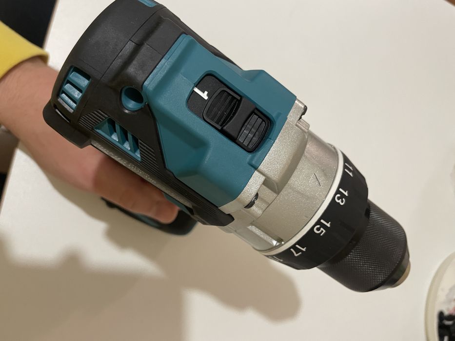 Продам Makita DDF486Z