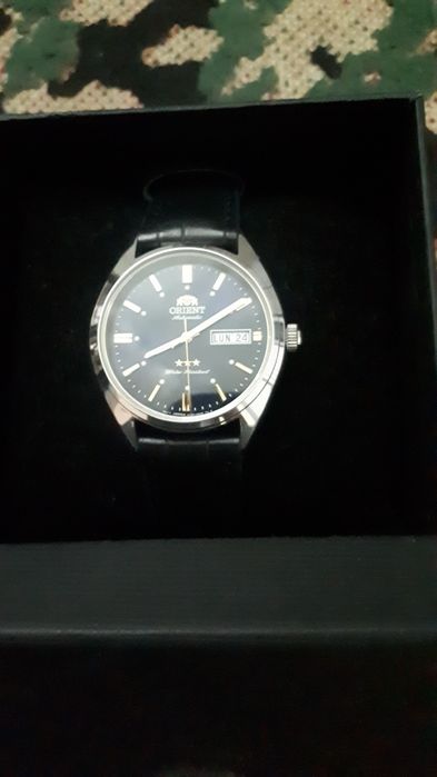 Ориент Три Стар.