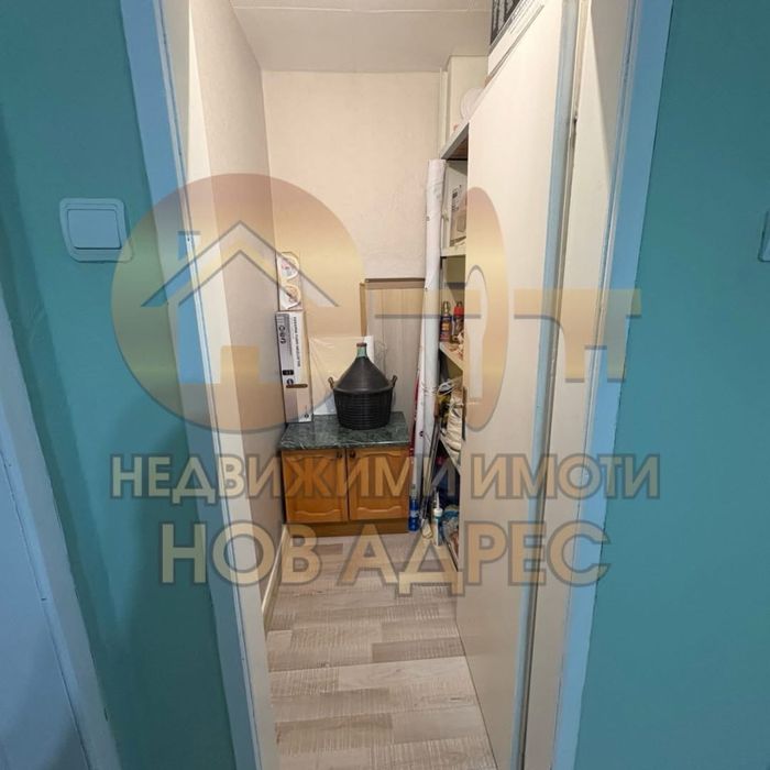 Продава се Четиристаен апартамент в Търговище, Център - 105 кв.м за 1477 €/кв.м - Снимка #9