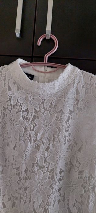 Къса бяла  рокля