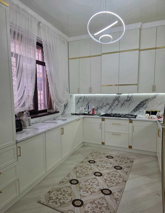 Двухэтажный Дом 8 комнатный