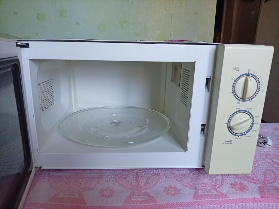 Продам микроволновку "ВЕKO"
