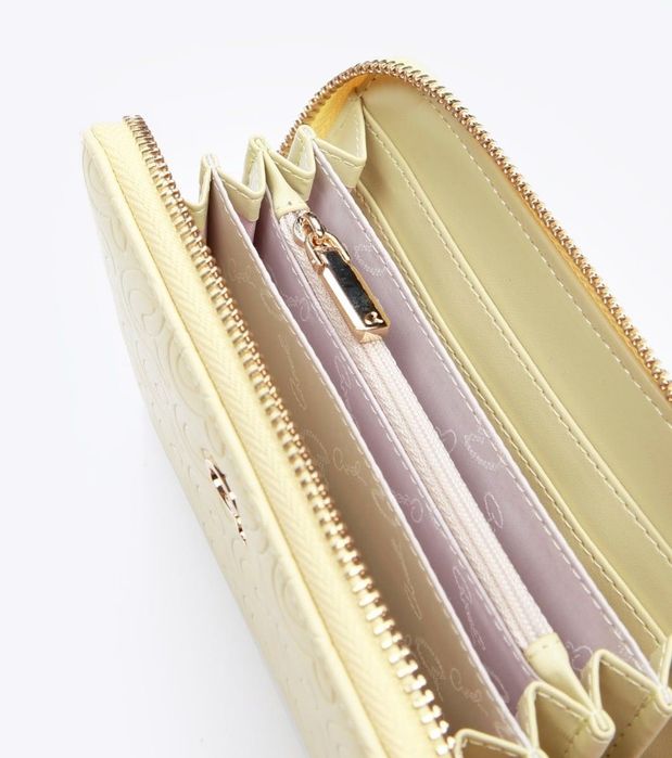 Бледожълт портфейл Axel