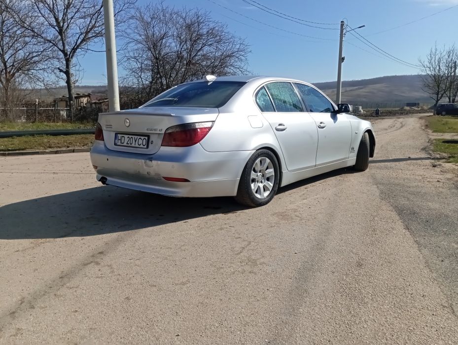 Vând urgent BMW 525 E60