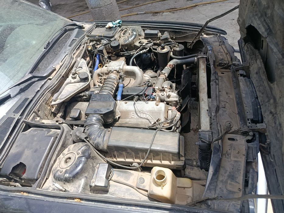 Двигатель БМВ е32 м30b30