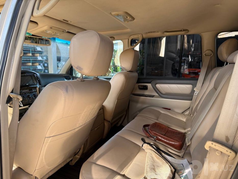 Продам Toyota LAND CRUISER 100 в идеальном состоянии