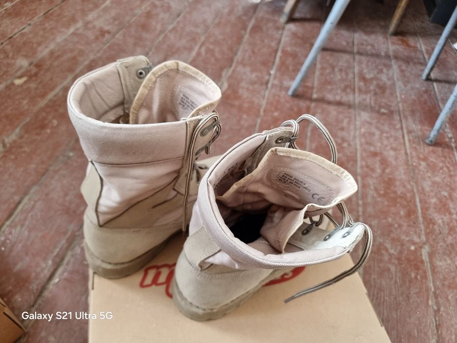 Bocanci militari de vara