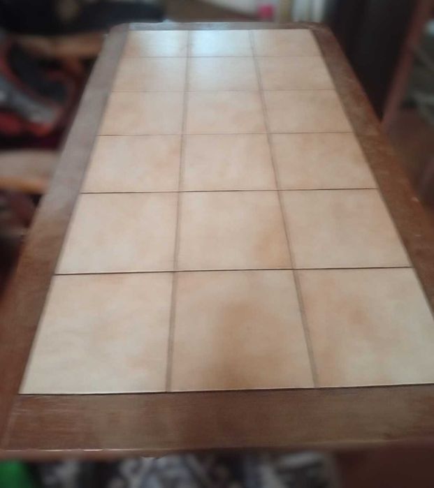 ---Vand masa din lemn---