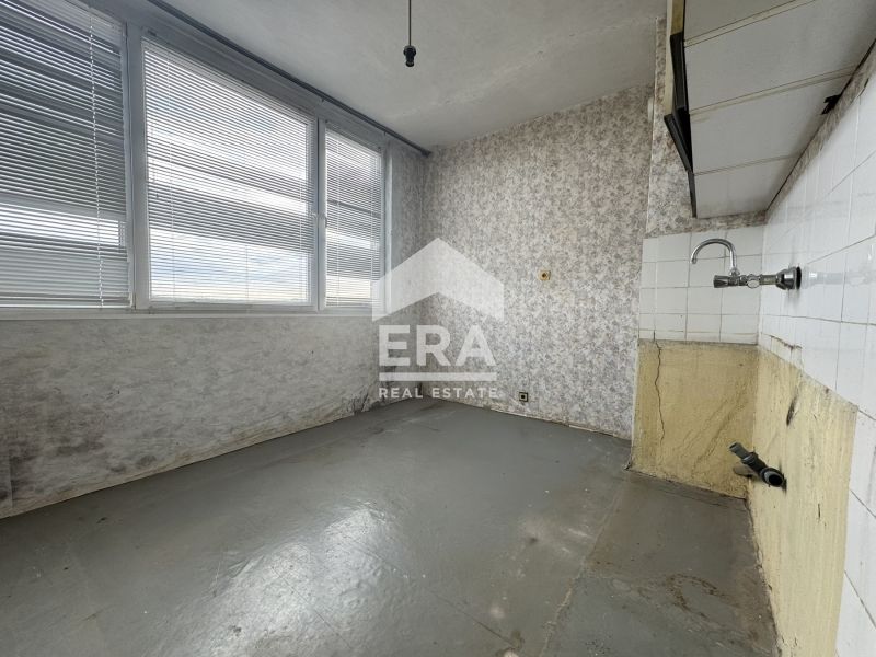 ЕКСКЛУЗИВНО! ЕРА ДРЪСТЪР предлага за продажба двустаен апартамент в бл