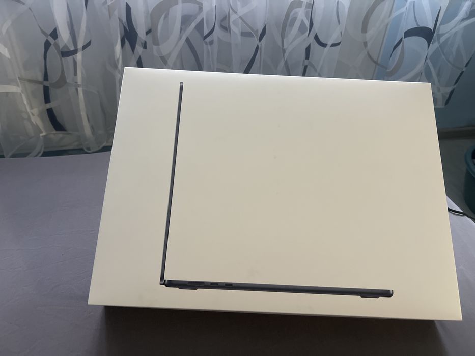 Apple Macbook Air M5 Chip