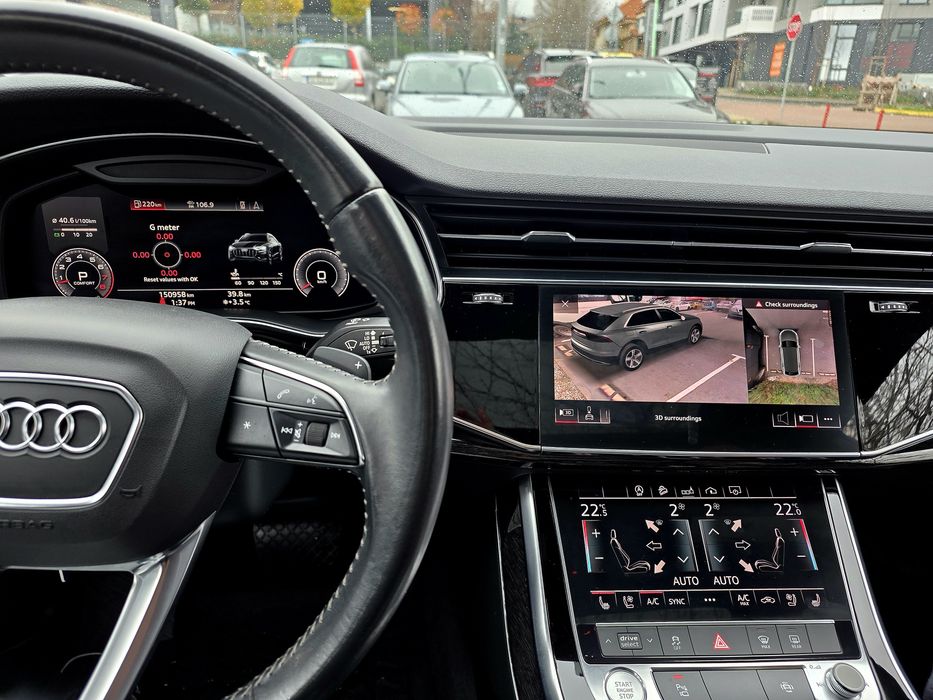 Продавам перфектно Audi Q8 3.0 mild hybrid