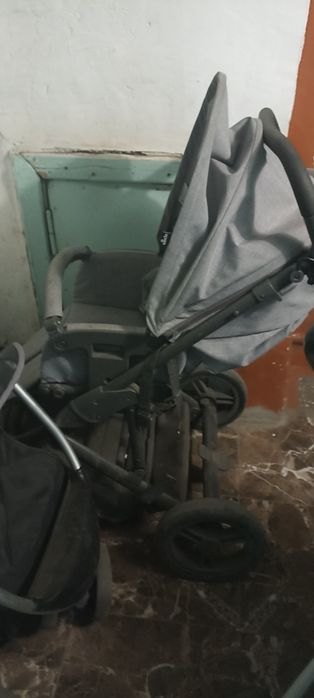 Продам детскую коляску