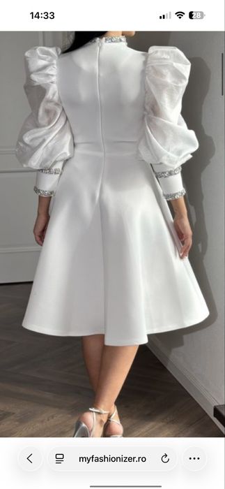 Rochita eleganta de vanzare