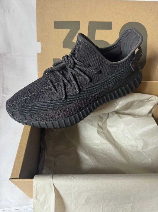 Adidas Yeezy Boost 350 v2 Onyx