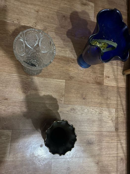 Продам вазы(разные)