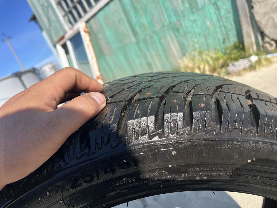 Автошины  зимние на шипах