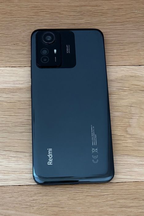 Xiaomi 12S 256gb, нов калъф и 4-ри протектора за екран