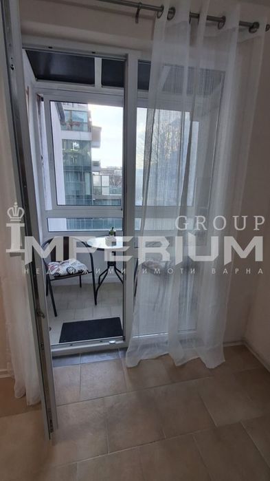 Дава се под наем Тристаен апартамент в Варна, Център - 80 кв.м за 969 € - Снимка #7