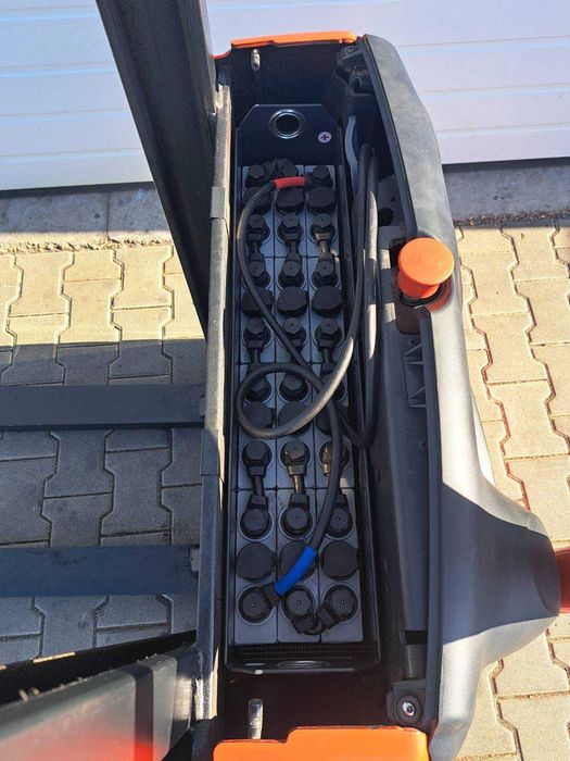 Електрически стакер Linde L12 - от АБ Сервиз мотокари, електрокари