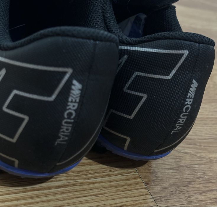 Nike Mercurial/ ghete fotbal cu crampoane negre