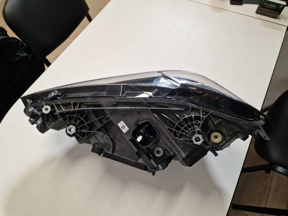 Far Bmw Seria 4 G22 G23 G24 G26